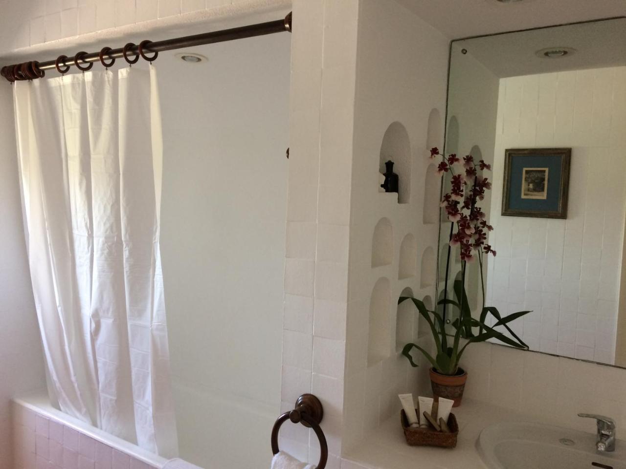 Convento Inn And Artists Residency Chamusca  Luaran gambar